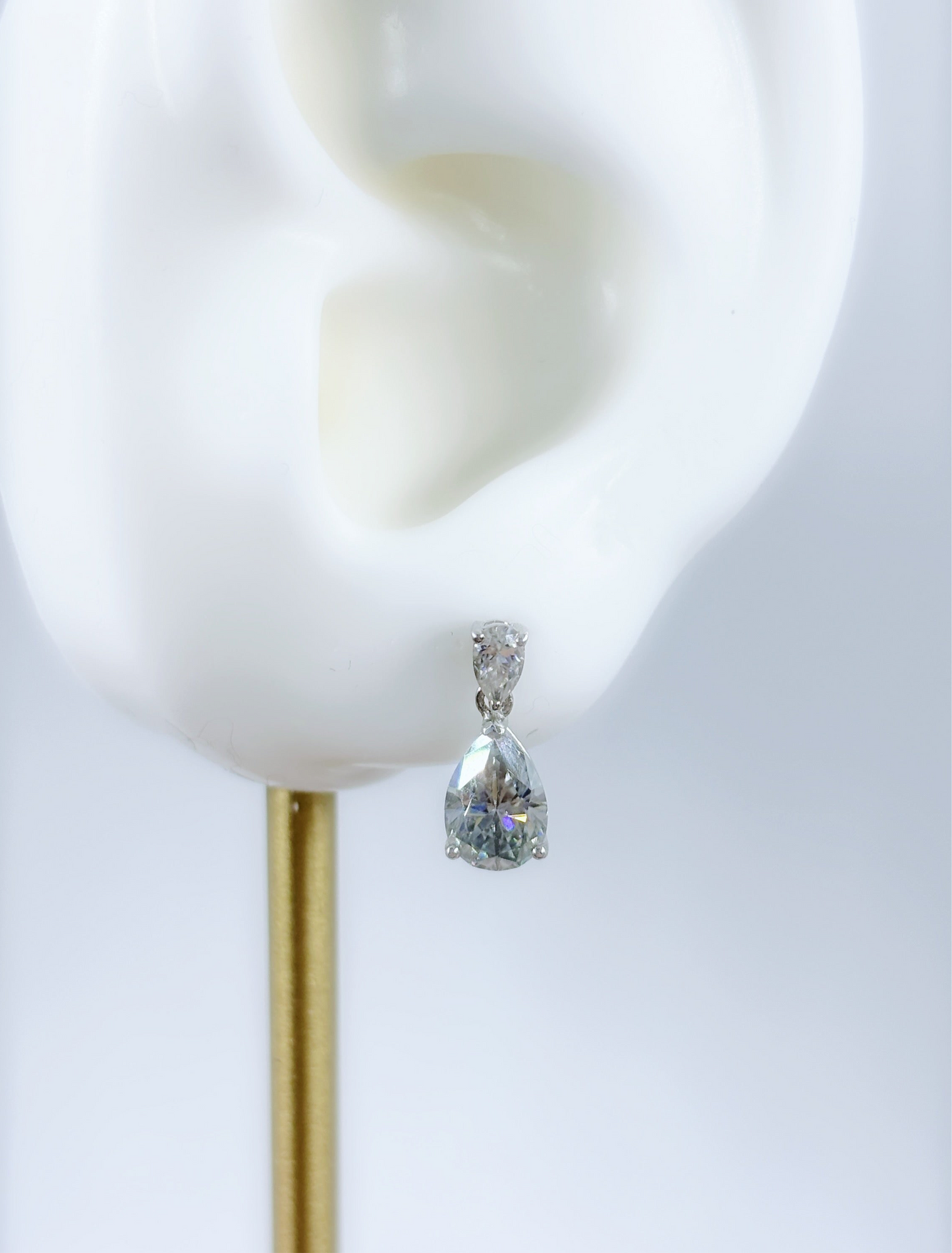 Earrings | 1 Carat | Misty Grey in 9K Dew Drops