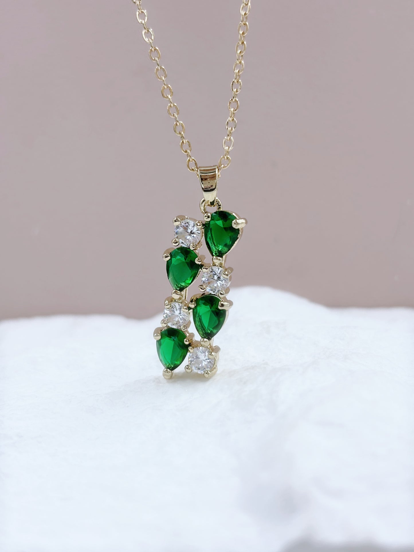 Multi Gem Necklace | Emerald Green & White