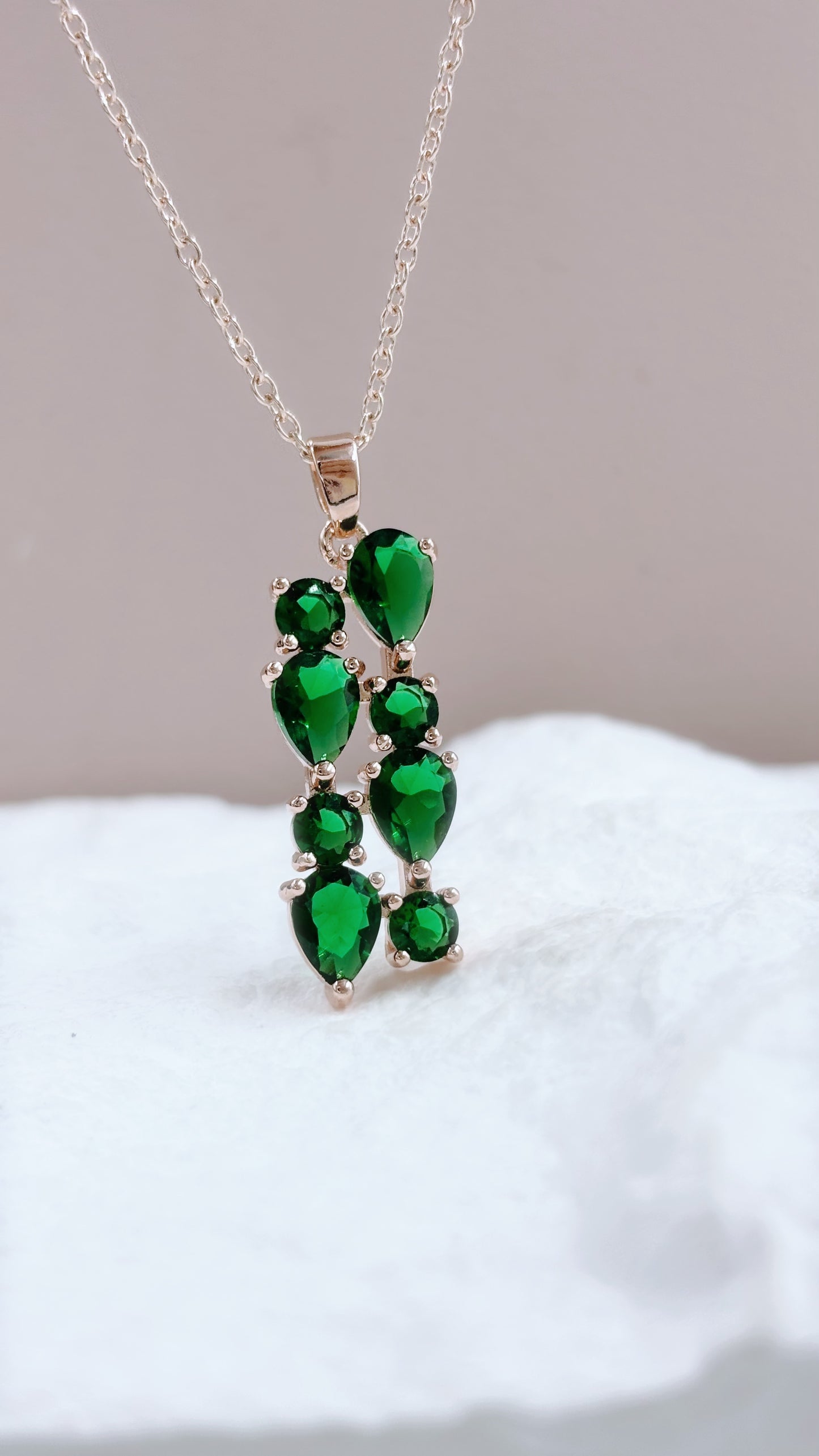 Multi Gem Necklace | Emerald Green on Gold