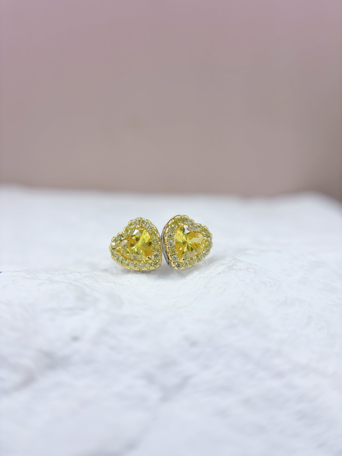 Earrings | 0.5 Carat | Halo Hearts