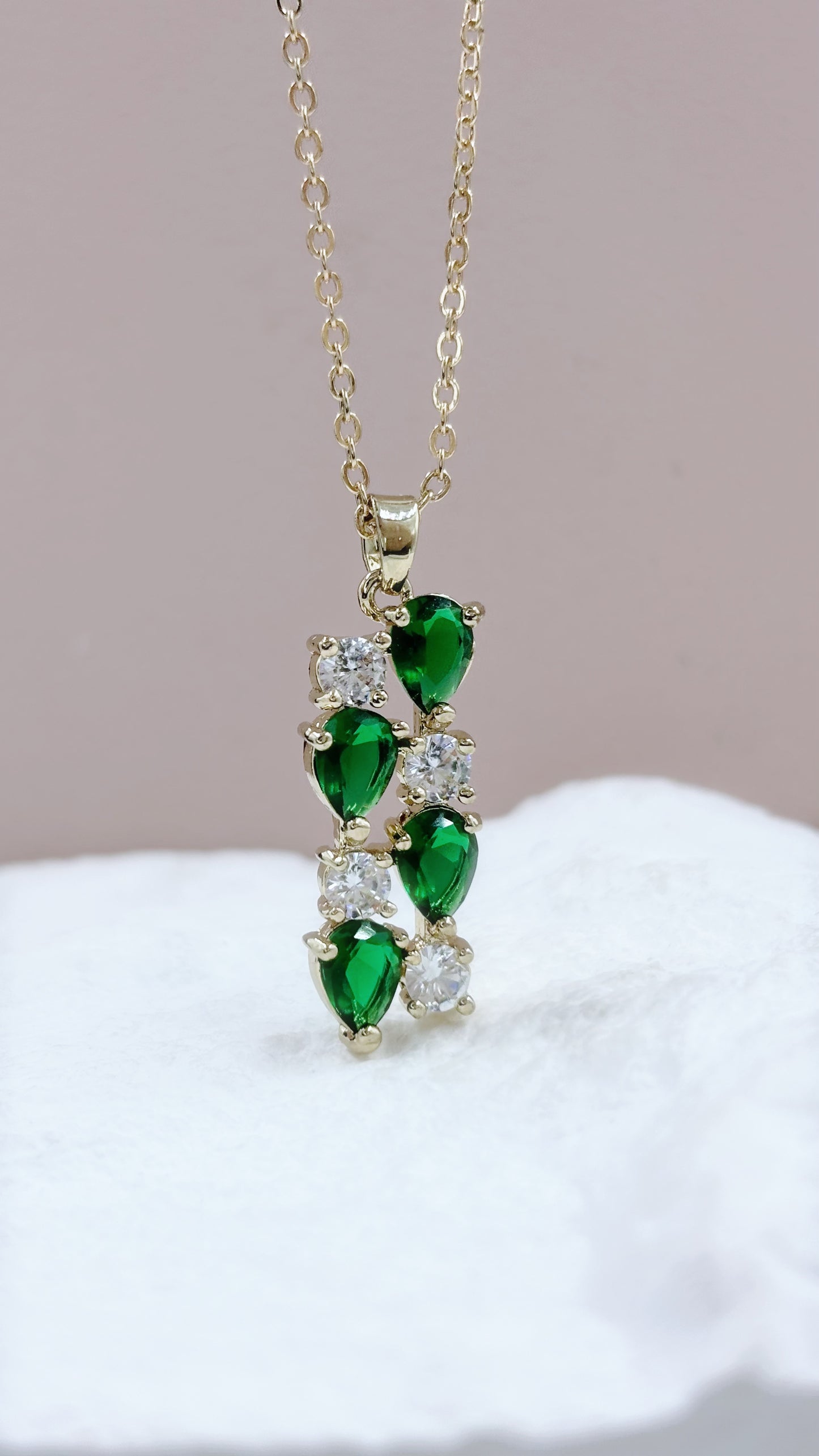 Multi Gem Necklace | Emerald Green & White