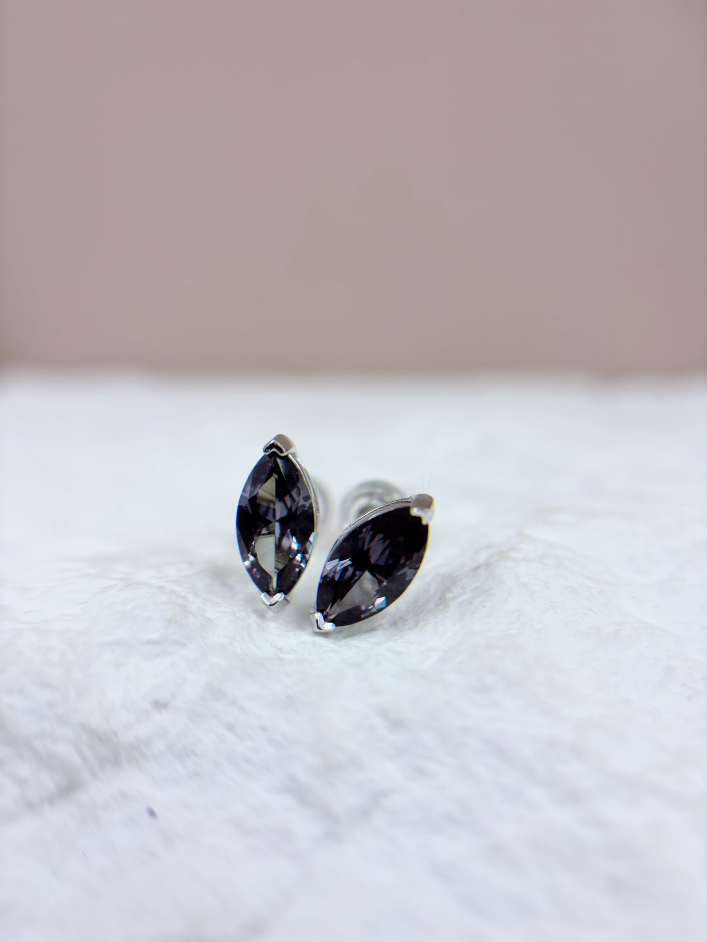 Earrings | 1 Carat | Alexandrite in Marquise