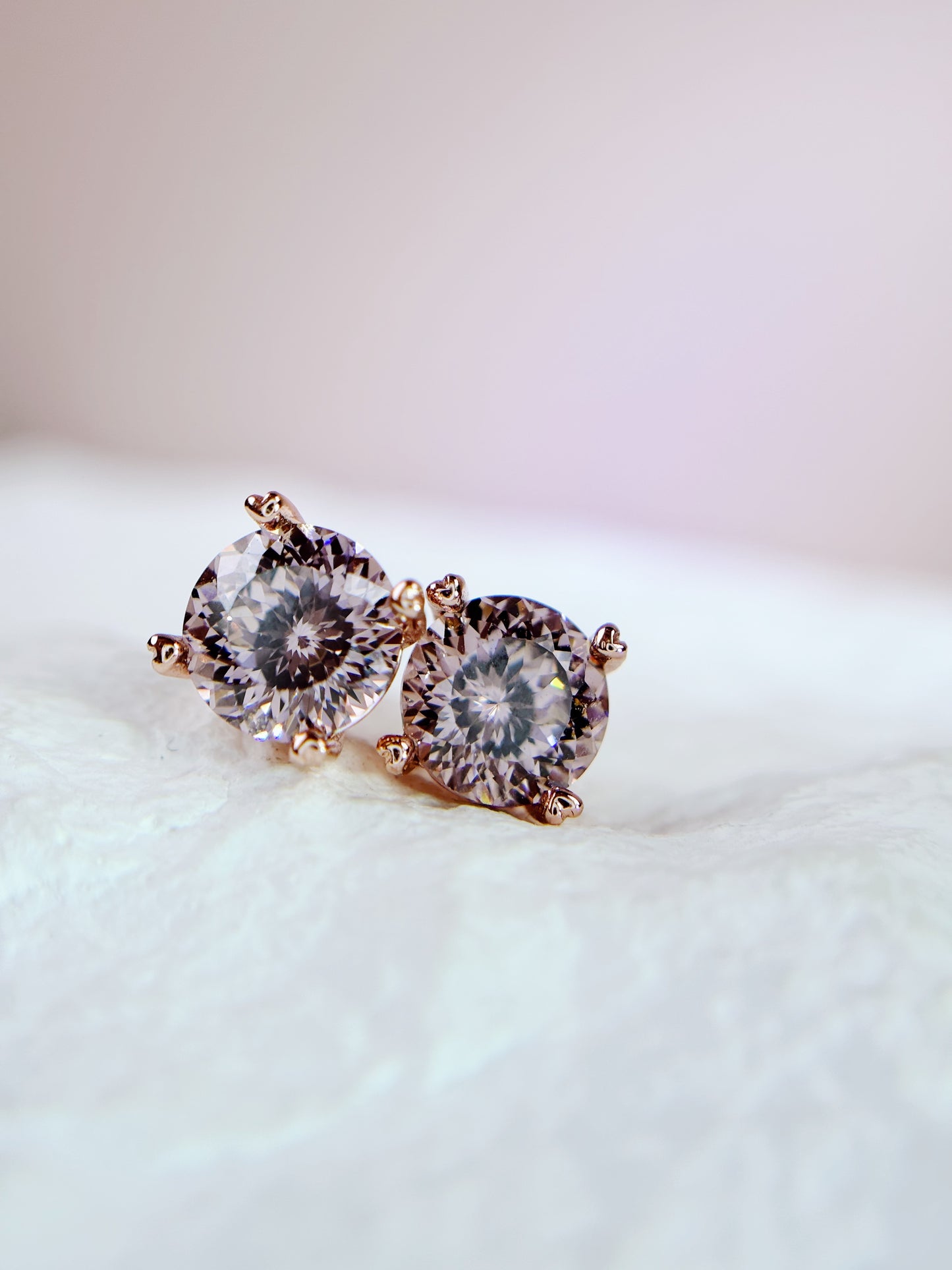 Earrings | 1 Carat | Rose Spinels