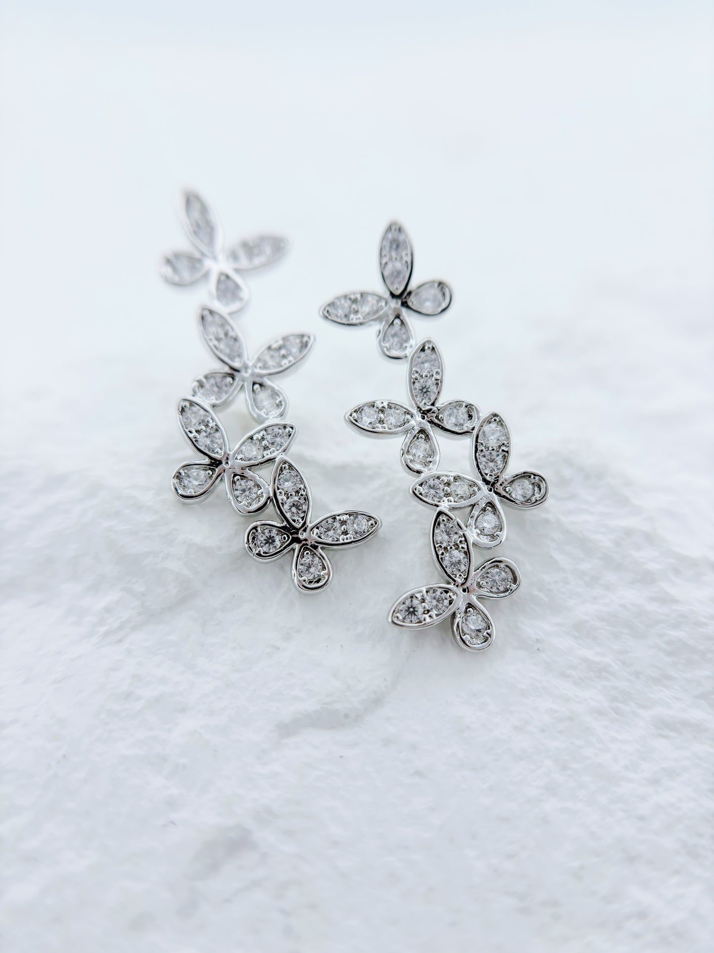 Earrings | Silvery Flutter Bouquet