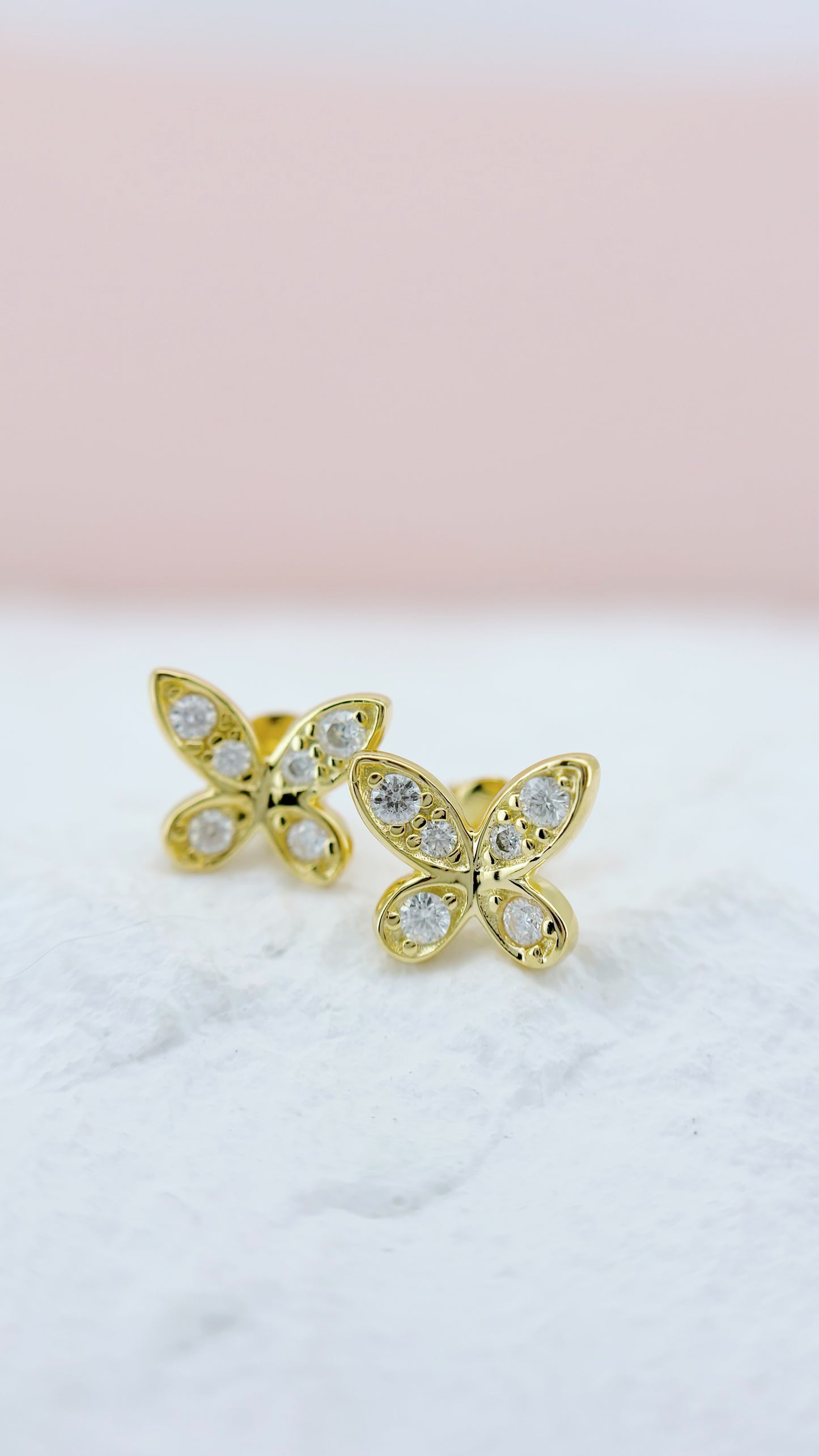 Earrings | Golden Flutter