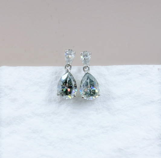 Earrings | 1 Carat | Misty Grey in 9K Dew Drops