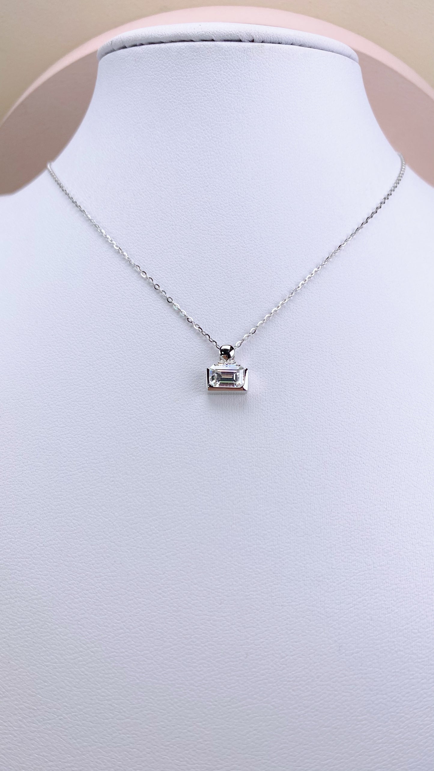 Necklace: 1 Carat | Colourless | Emerald Bezel