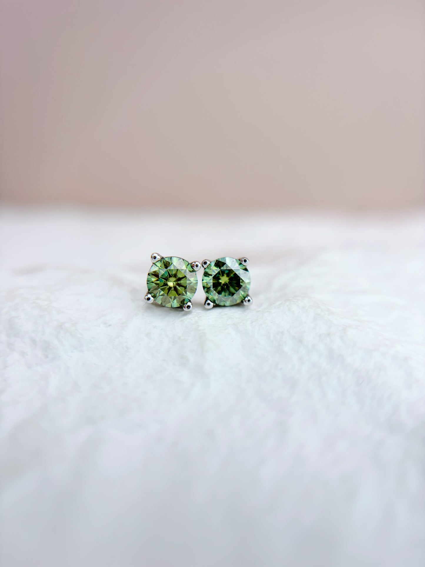 Earrings | 0.5 Carat | Forest Green