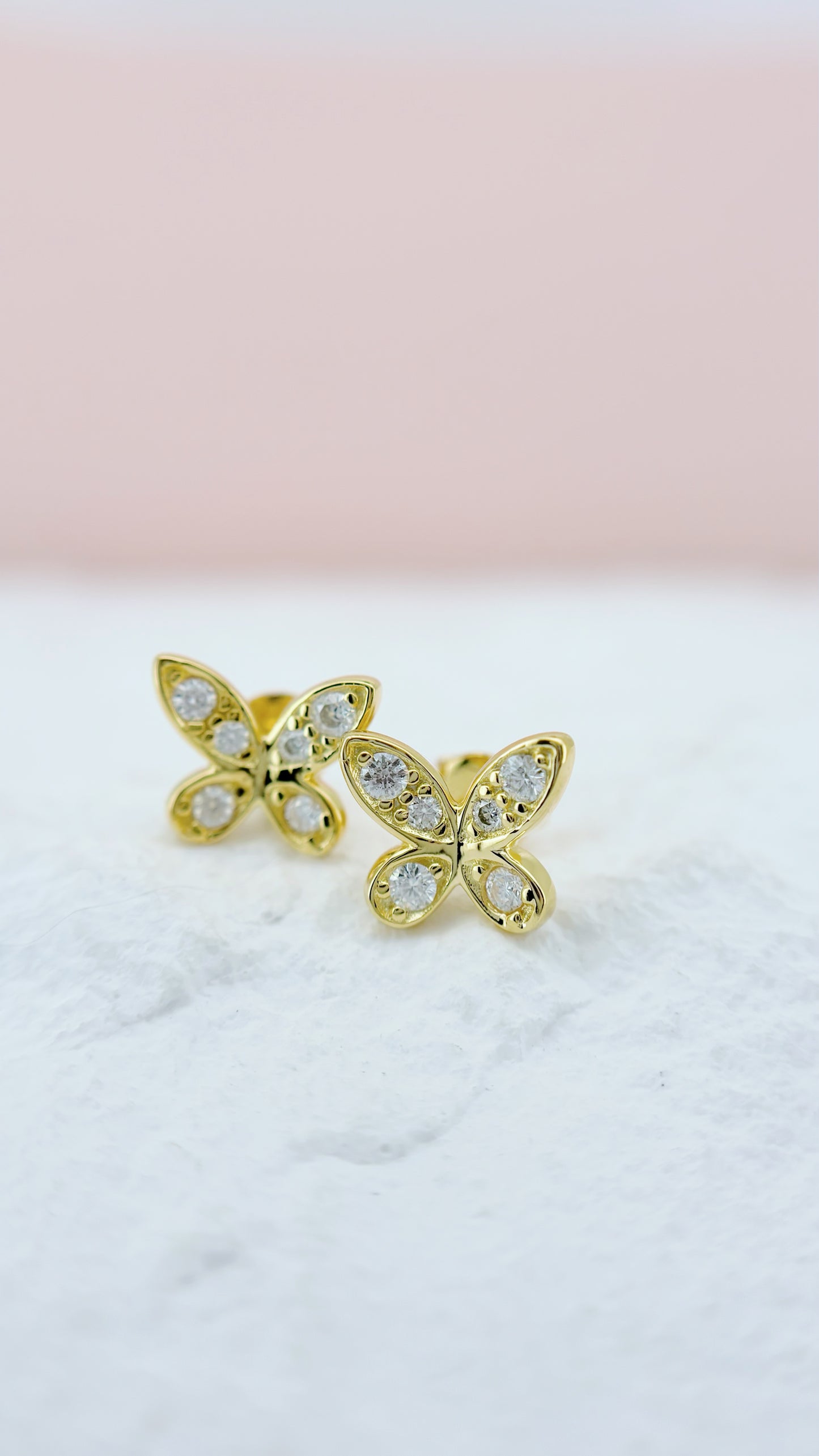 Earrings | Golden Flutter