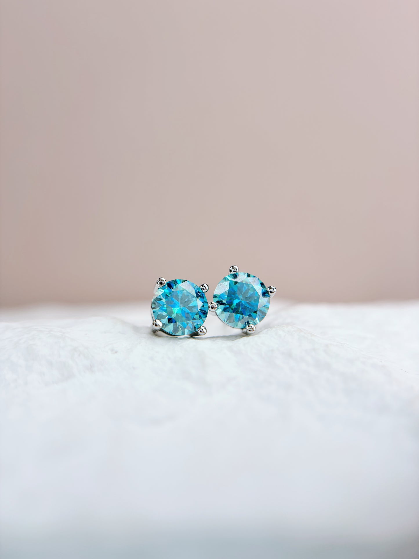 Earrings | 1 Carat | Cyan Blue