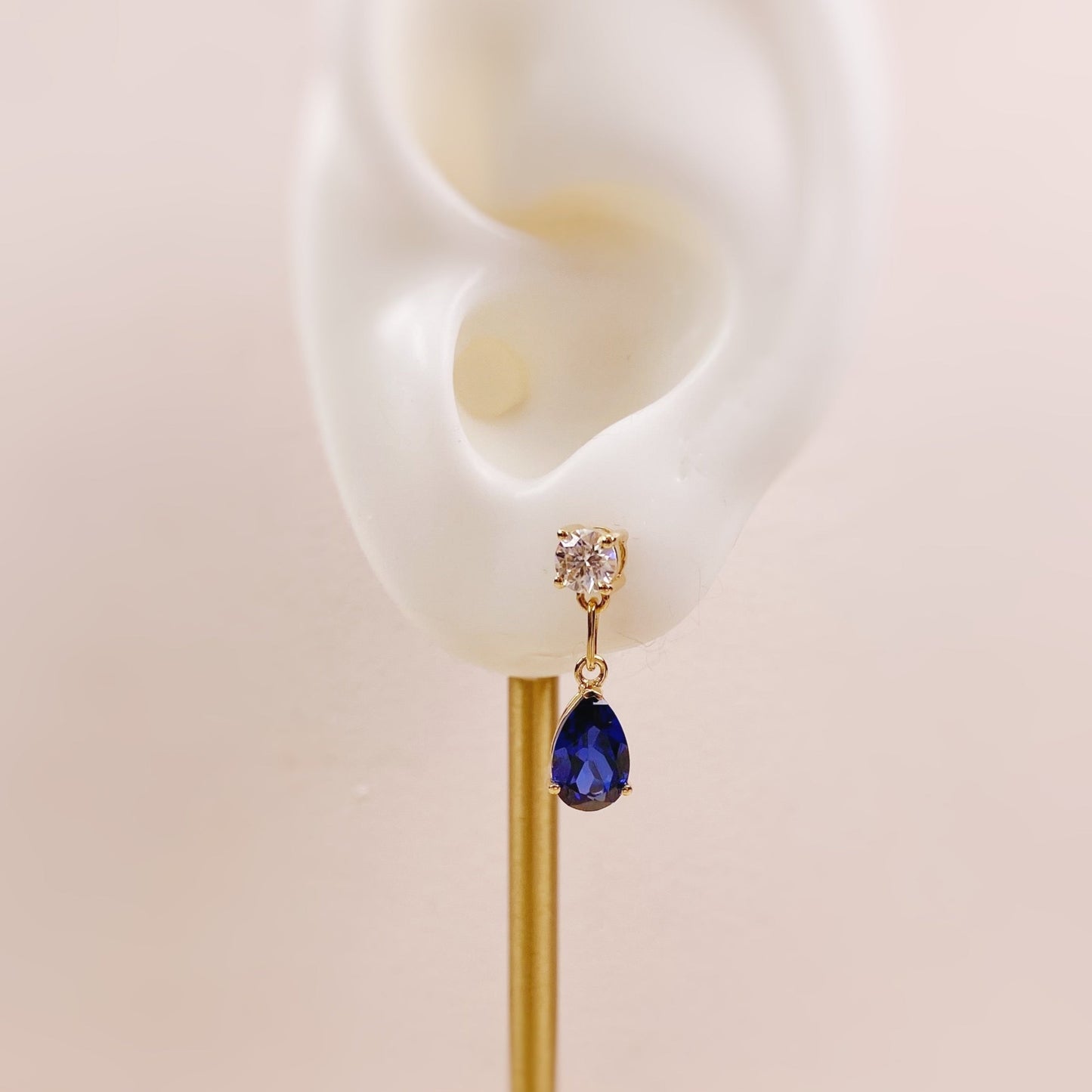 Earrings | 1 Carat | Lab Sapphire in 18K Yellow Gold