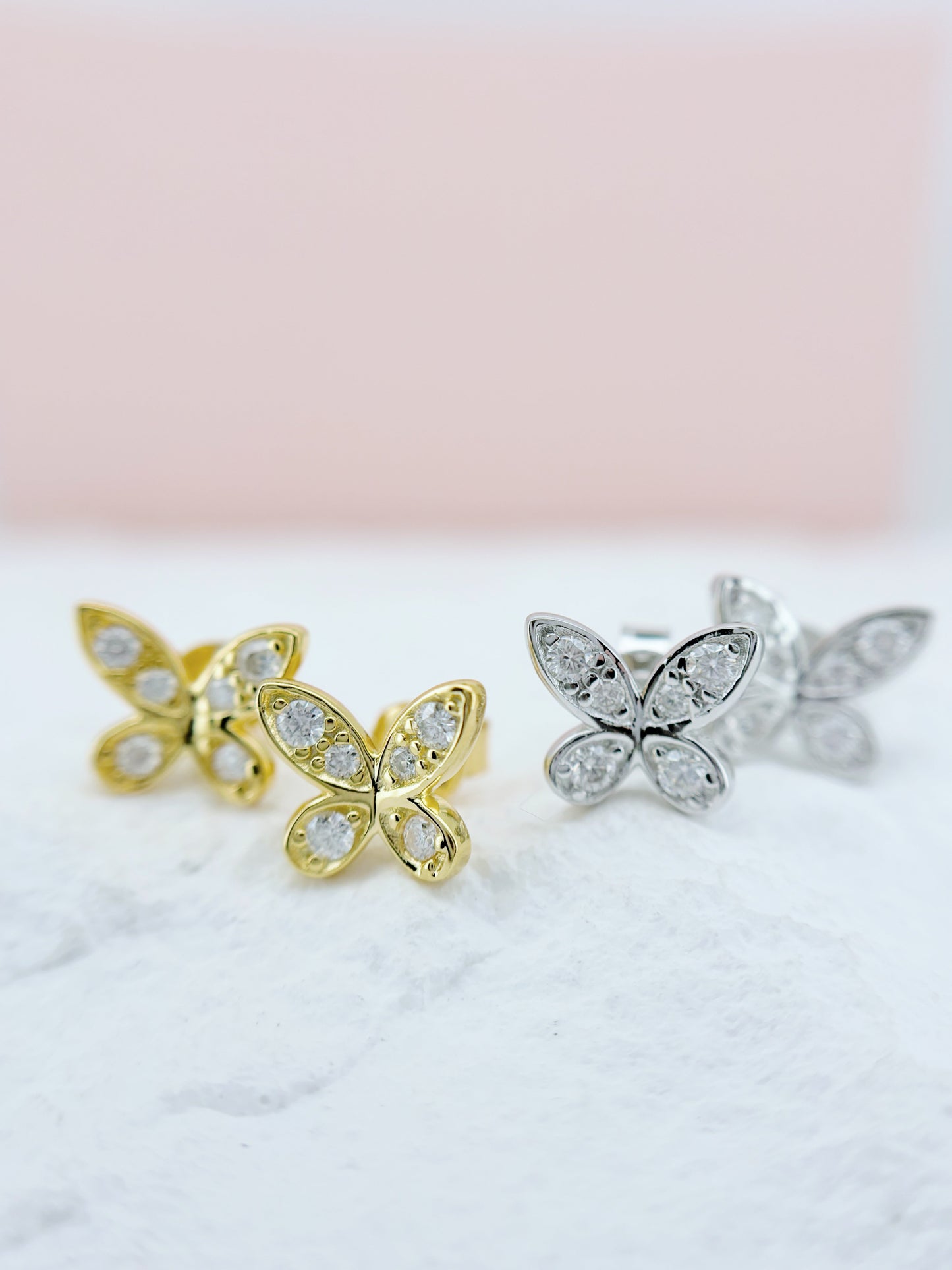 Earrings | Silvery Flutter