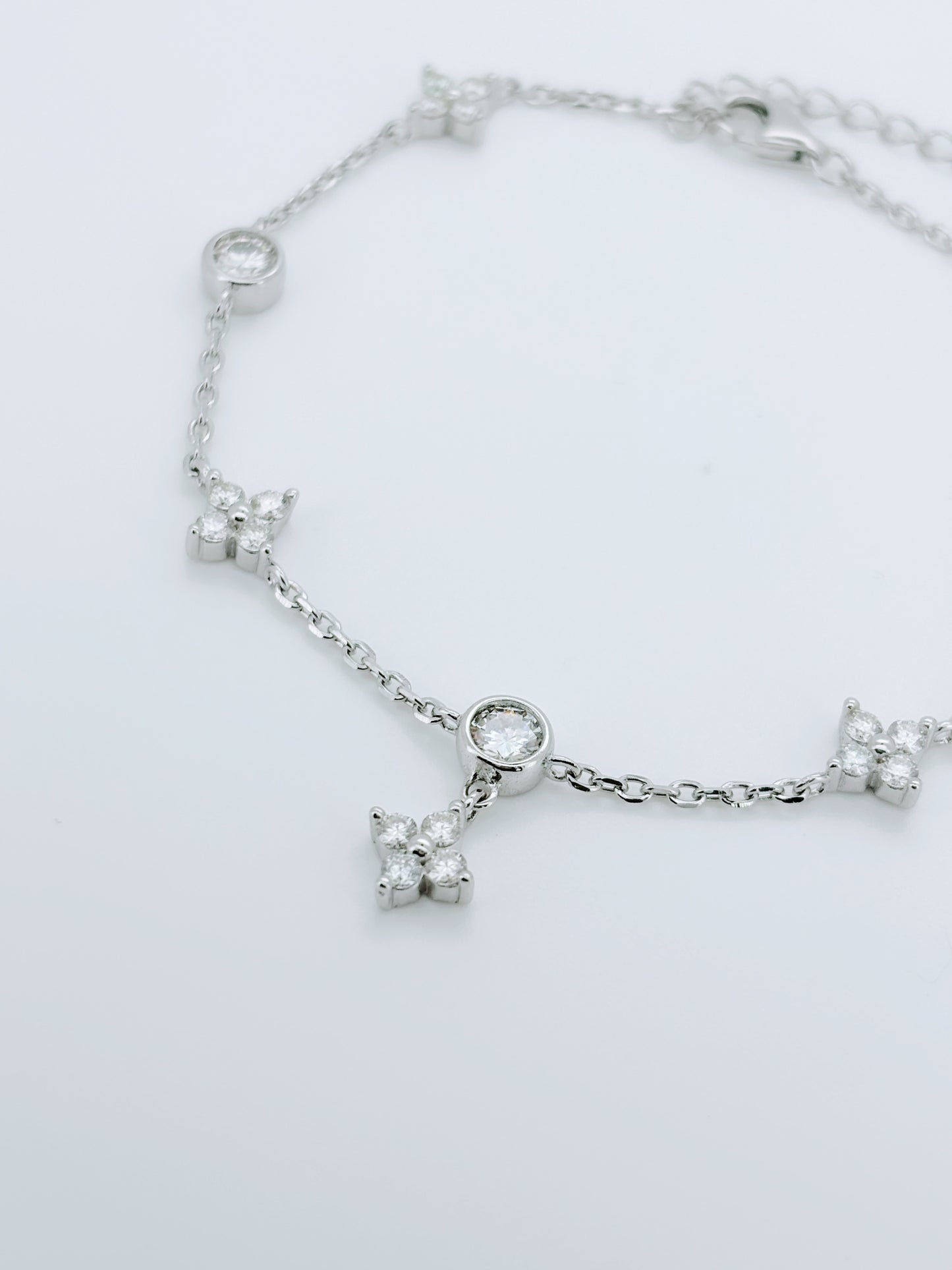 Bracelet | Silvery Mini Clover