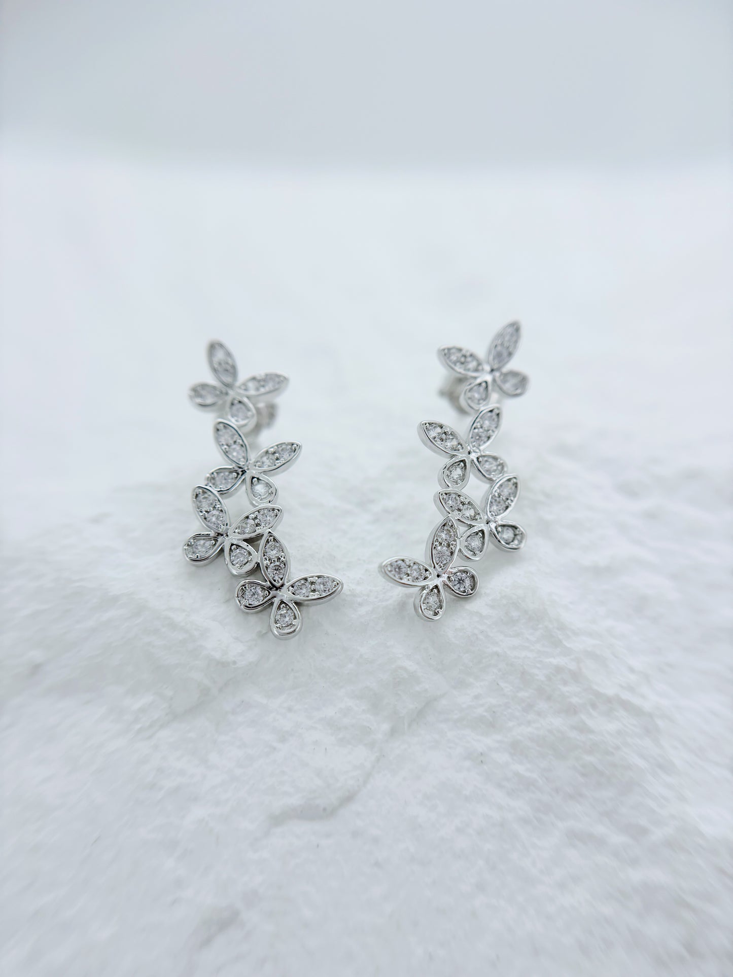 Earrings | Silvery Flutter Bouquet