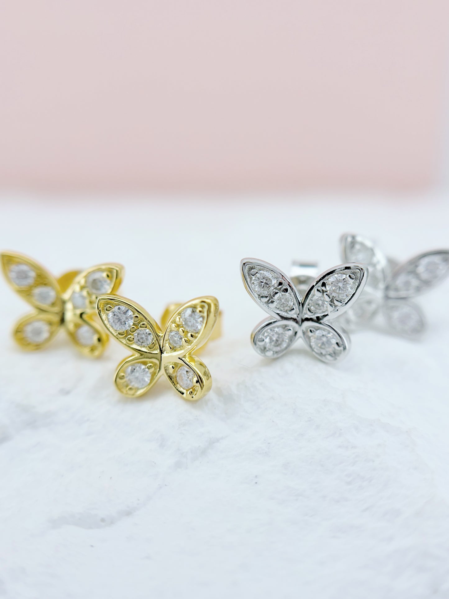 Earrings | Golden Flutter