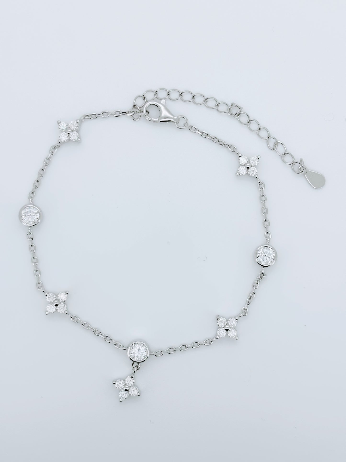 Bracelet | Silvery Mini Clover