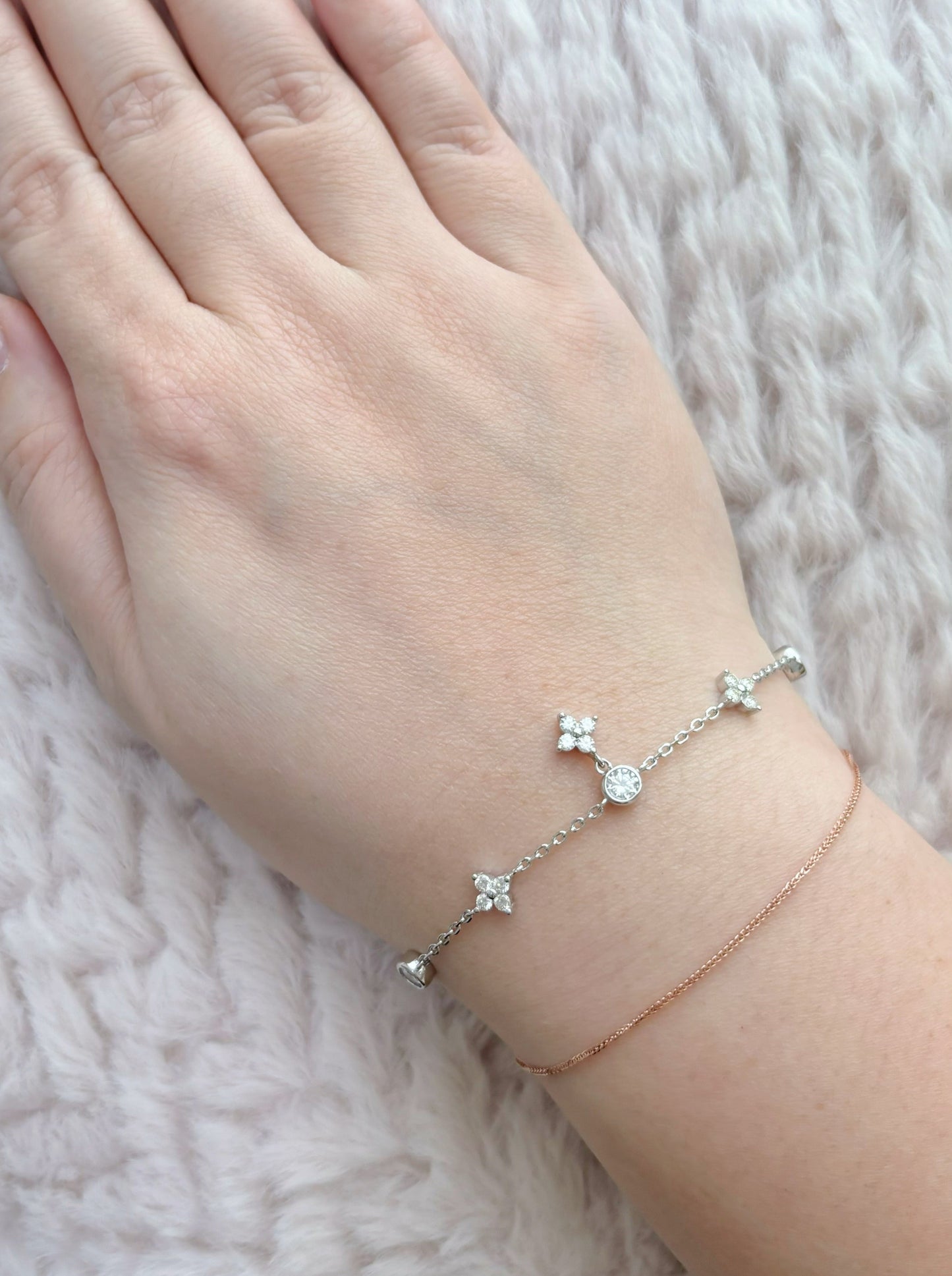 Bracelet | Silvery Mini Clover