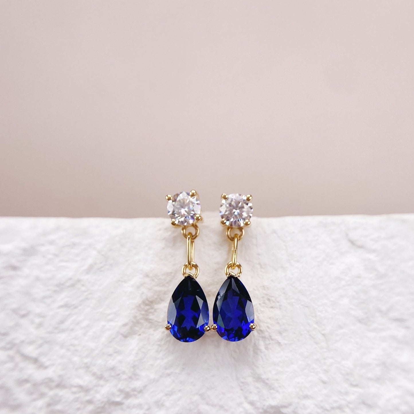 Earrings | 1 Carat | Lab Sapphire in 18K Yellow Gold