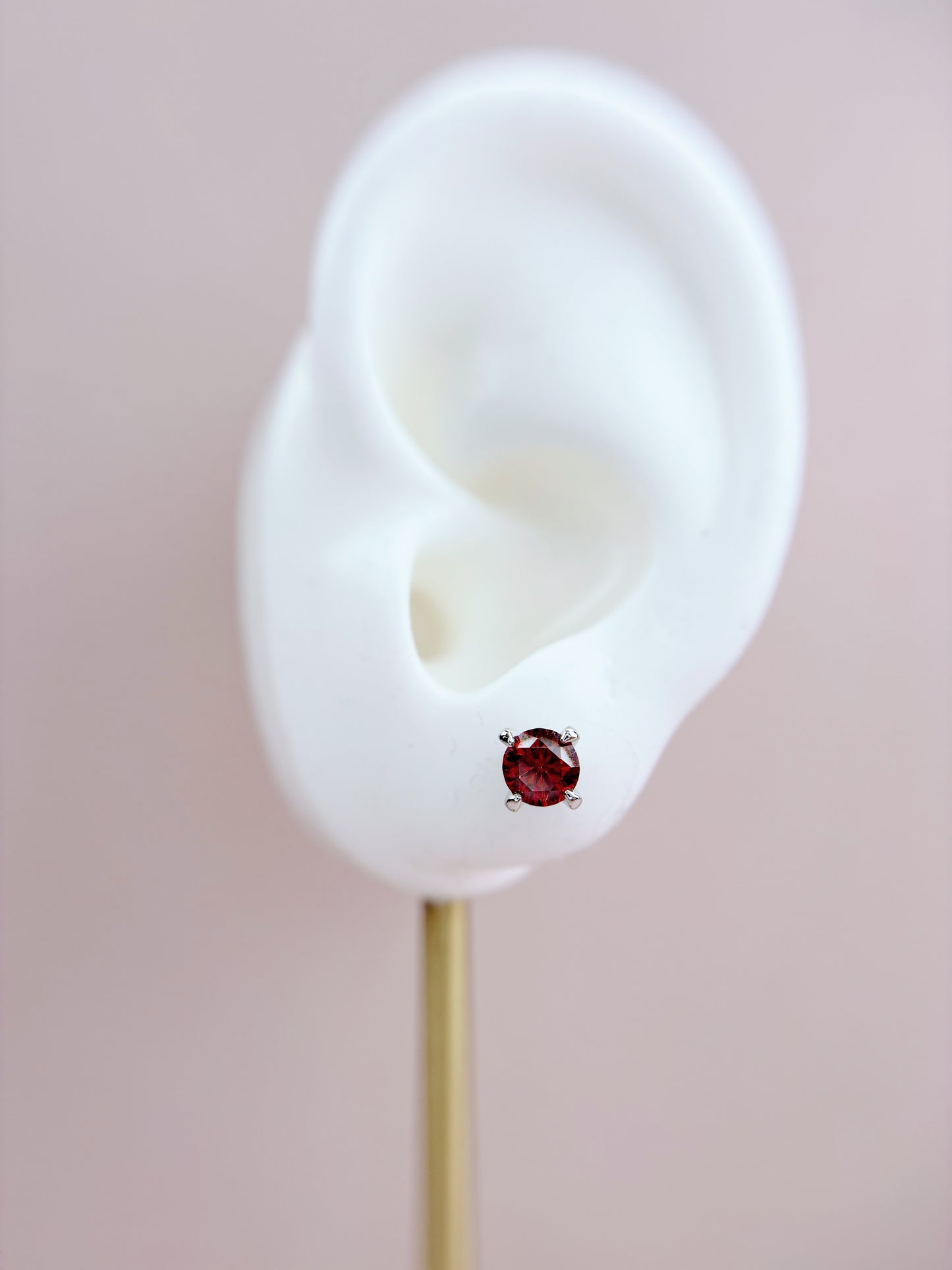 Earrings | 0.5 Carat | Scarlet Red