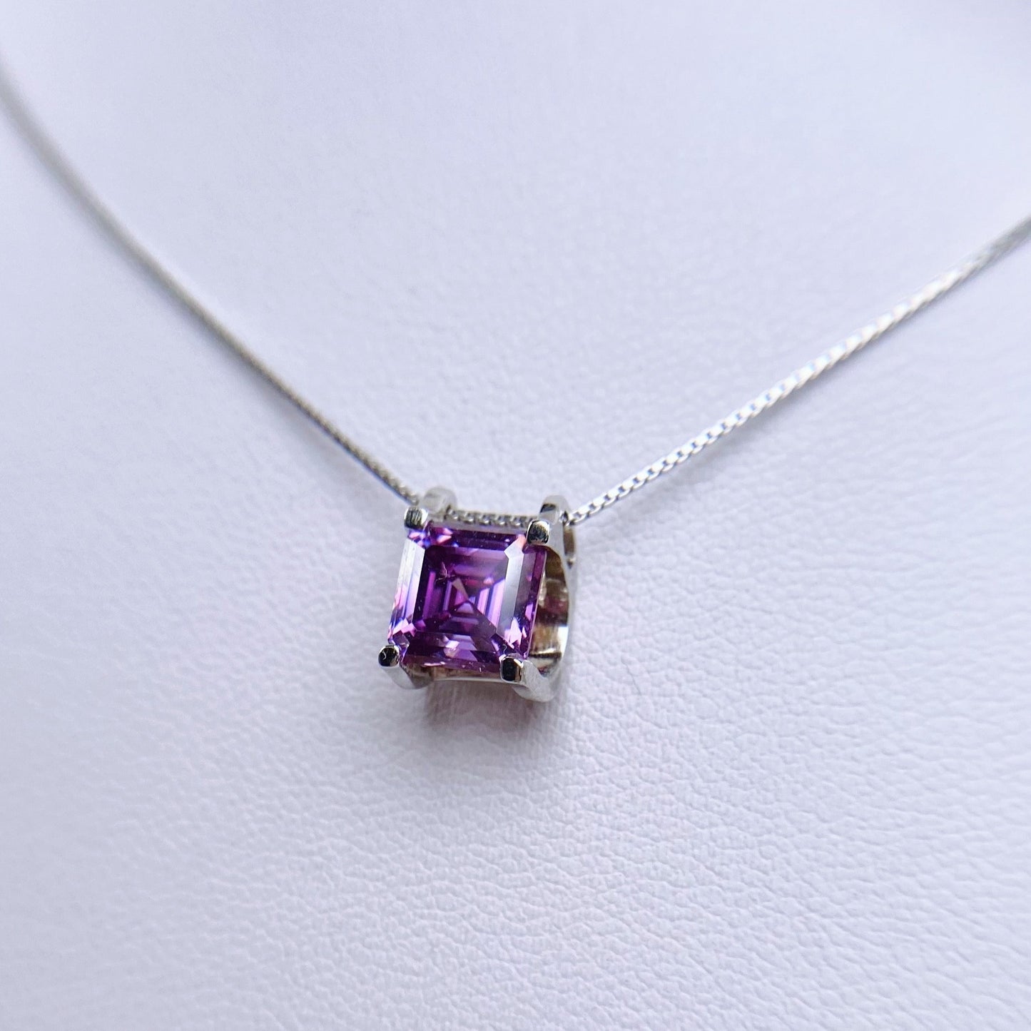 Necklace | 2 Carat | Aubergine Purple