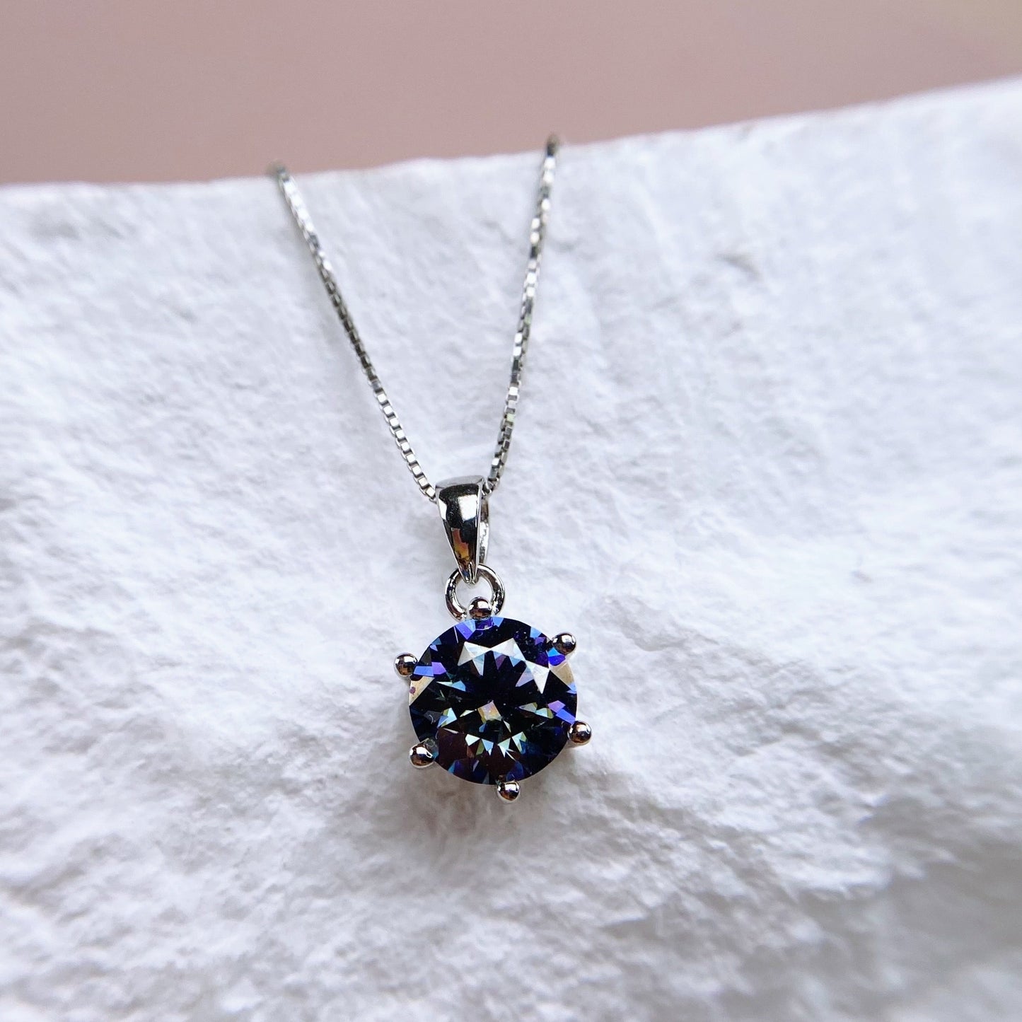 Necklace | 2 Carats | Purple violet